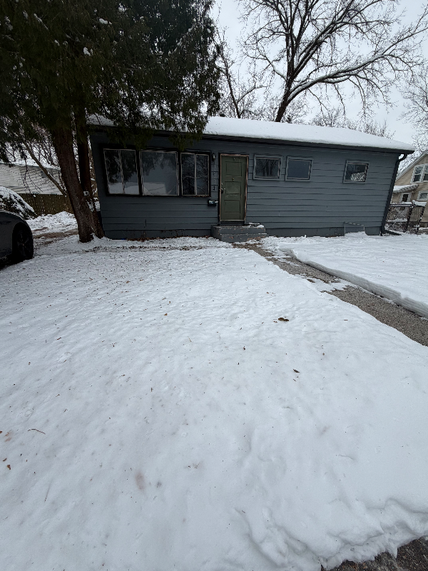 Racine House: 1914 Wustum Ave