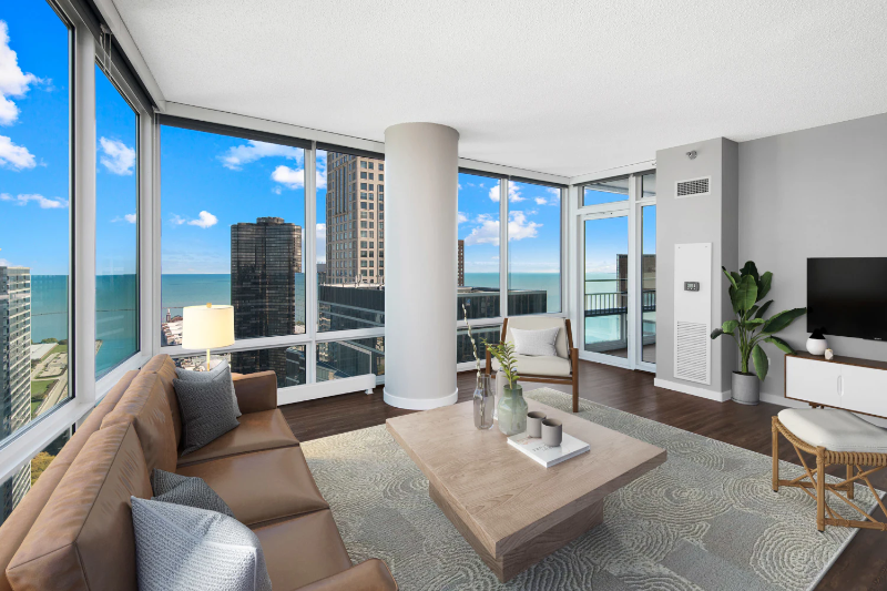 Chicago Condo: 580 N McClurg Ct
