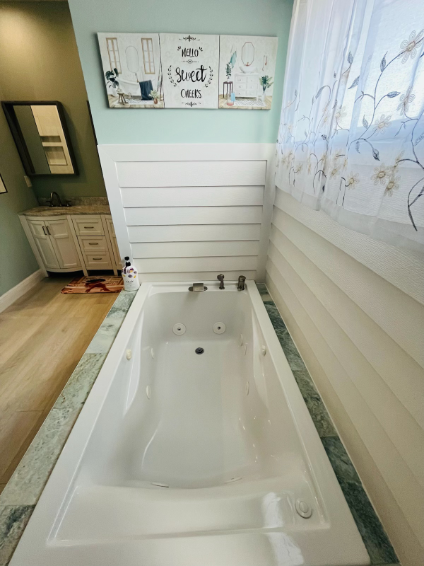 JACKSONVILLE House: 8640 Rockland Drive