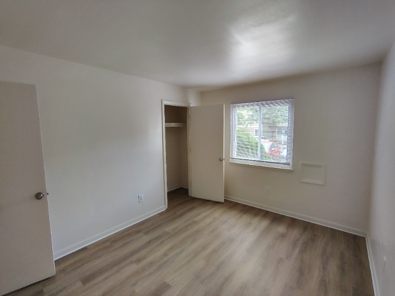 Lynchburg Apartment: 600 Reusens Road