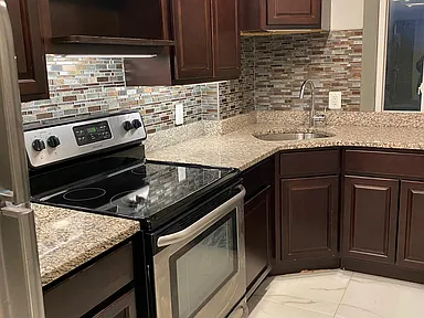 hartford Apartment: 249 new Britain avenue