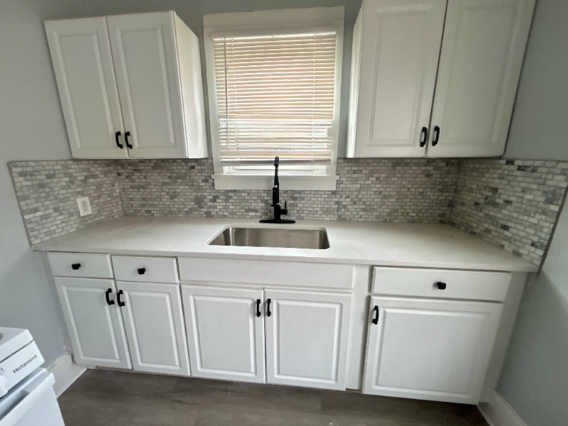 Euclid House: 19901 Naumann Ave