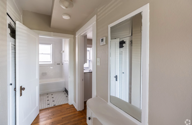 Fort Worth Apartment: 301-311 W Leuda St, Fort Worth, TX 76104