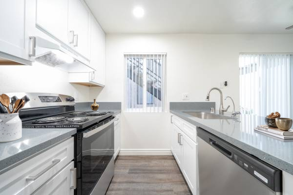 San Marcos Condo: 343 Autumn Dr