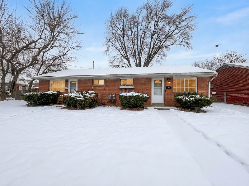 Toledo Multiplex: 1517 Greenwood Ave