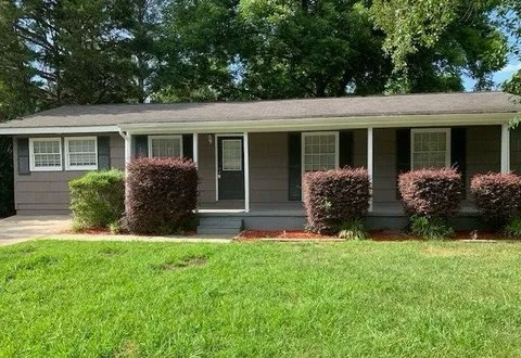 Decatur House: 2234 Harrison Street southeast