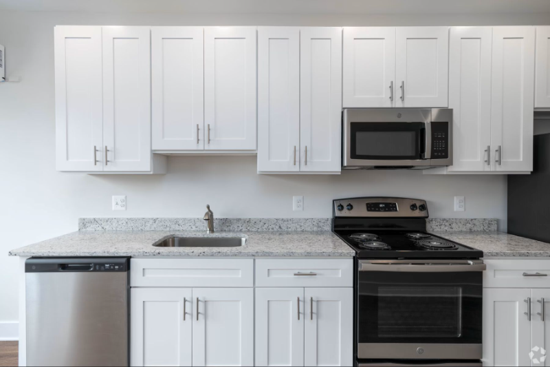 Baltimore Apartment: 319 West Franklin Street