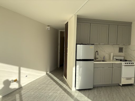 Honolulu Apartment: 750 Amana St