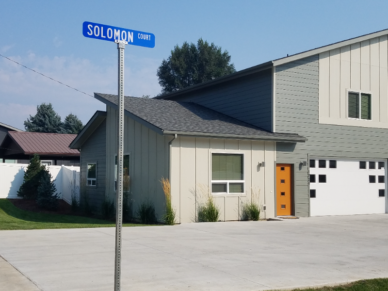 Coeur d Alene House: 1724 N. Solomon