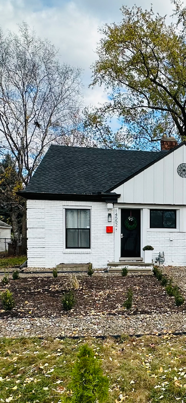 Detroit House: 14552 Southfield Fwy