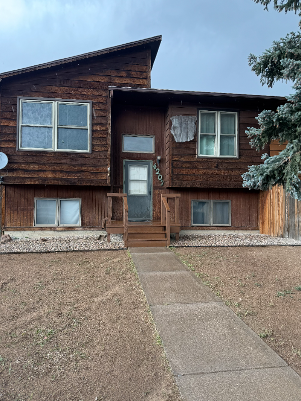 Laramie Townhome: 4207 Comanche Dr