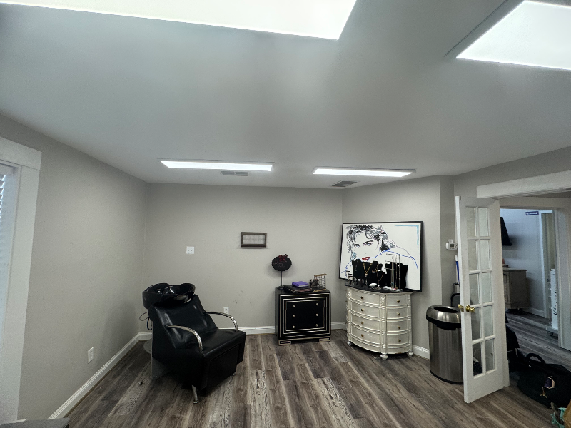 Allen House: 403 W Main St