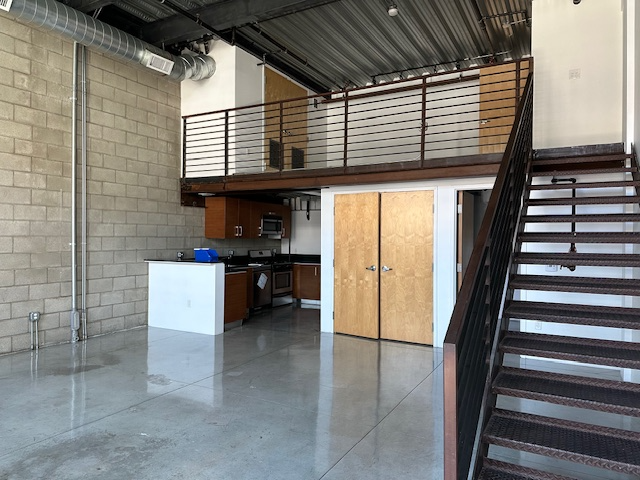 Los Angeles Apartment: 1330 Factory Place