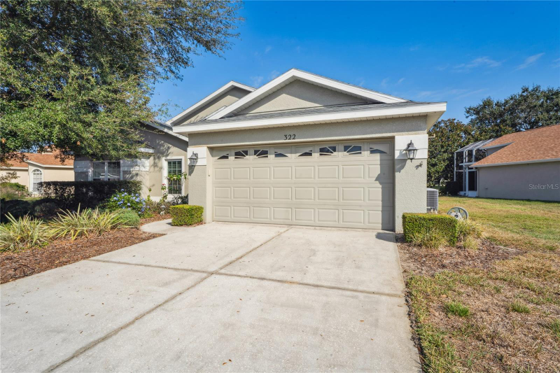 Spring Hill House: 322 GREENWICH CIR