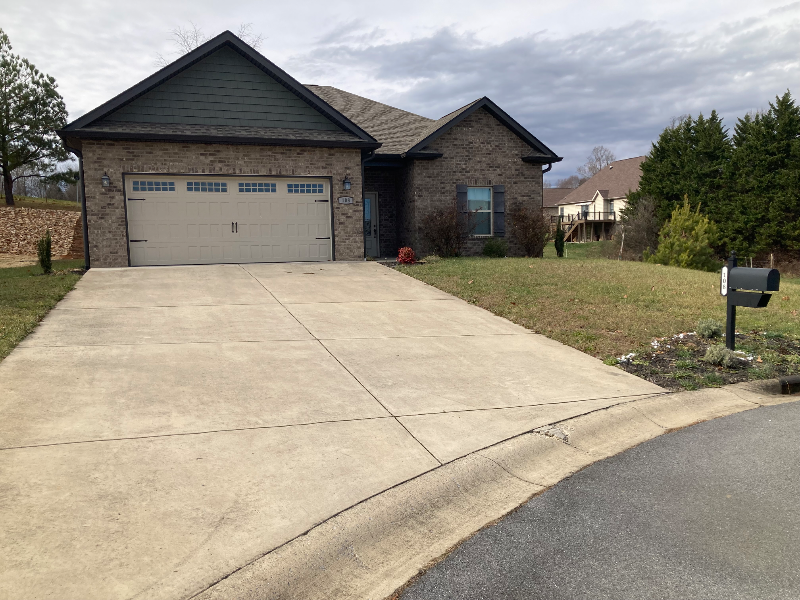 Johnson City House: 108 Celtic Court