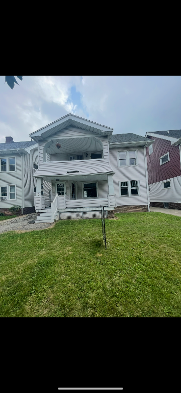 Lakewood Multiplex: 2027 Chesterland Avenue