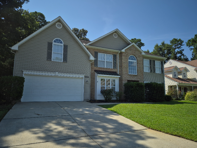 Williamsburg House: 3908 Saint Eric's Turn