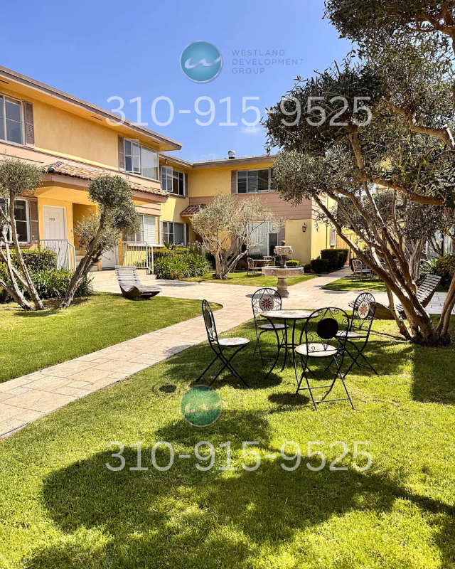 Los Angeles Apartment: 3178 S Barrington Ave #106