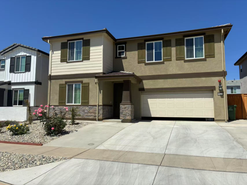 Elk Grove House: 10178 Ashlar Drive