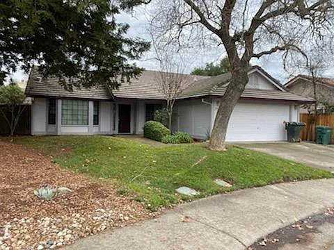 Carmichael House: 2949 Paragon Way