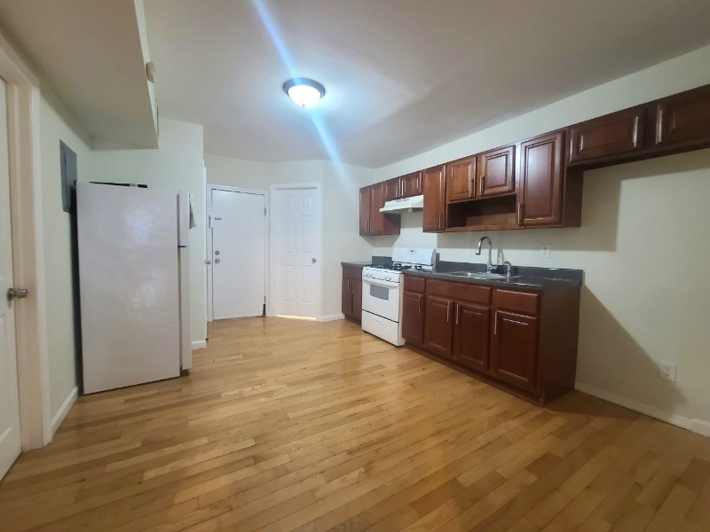 newark Multiplex: 73 Stone St