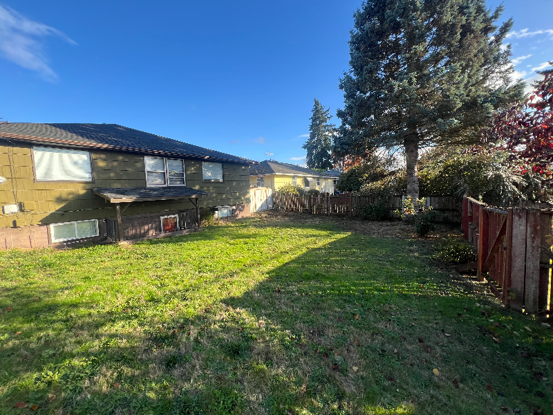 Tacoma House: 2344 North Winnifred Street