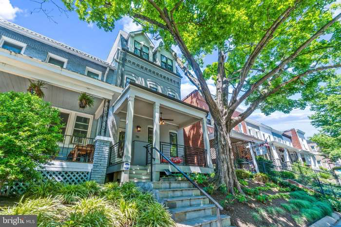 Washington Condo: 761 Kenyon St NW