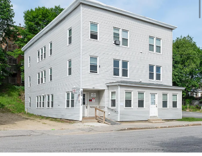 Rumford Apartment: 325 Cumberland St. U6