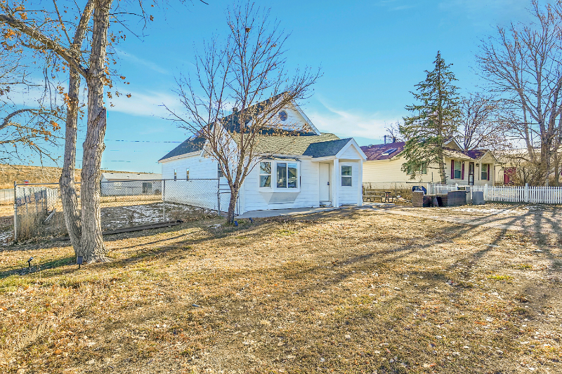 Hudson House: 660 Hickory St