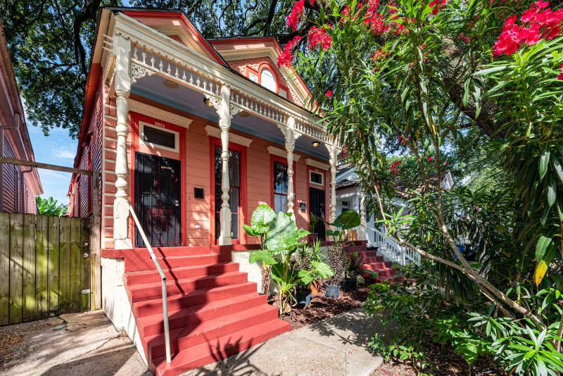 New Orleans Multiplex: 2826 Banks Street