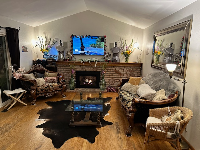 Cupertino House: 10405 Brewer Ave.