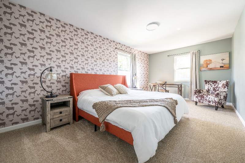 bloomington House: 1310 s woodlawn ave