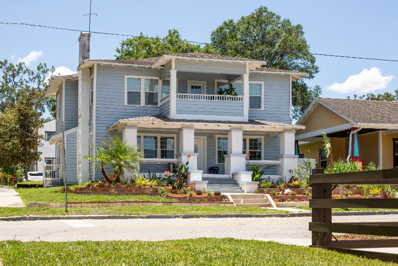 Tampa House: 1023 E Broad Street