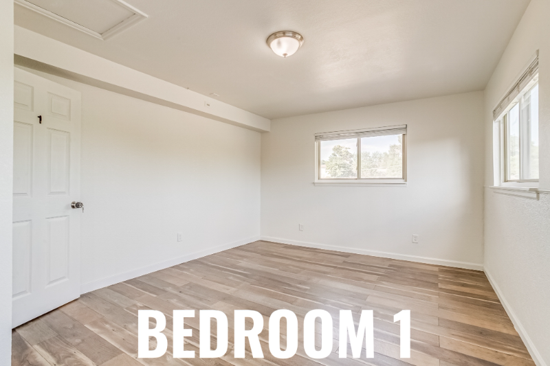 Denver House: 9341 Hoffman Way, Thornton