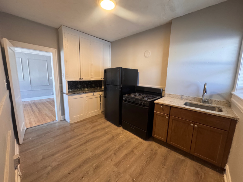 Chicago Heights Apartment: 37-39 W 14th Pl