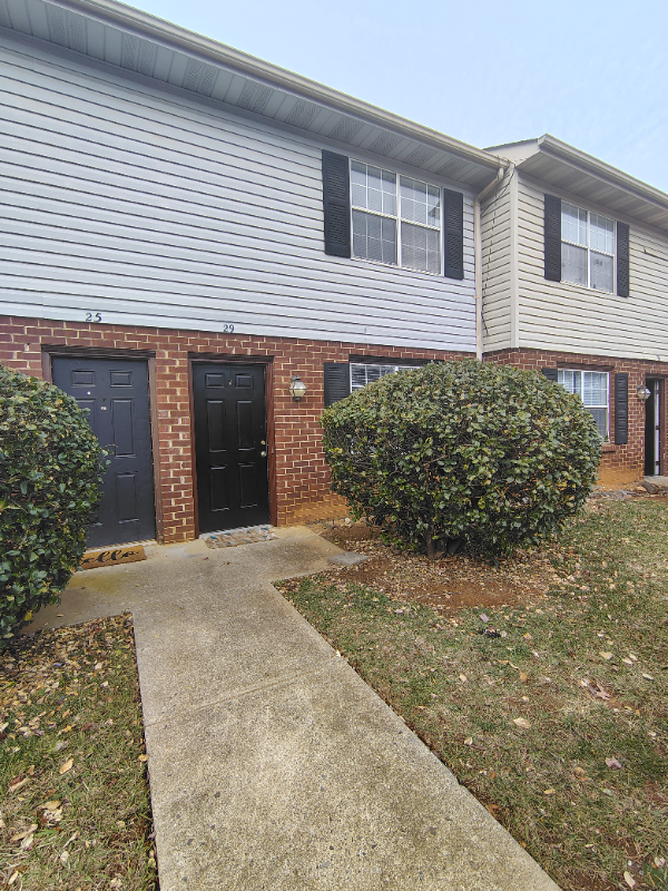 Lynchburg Townhome: 29 Fonda Dr