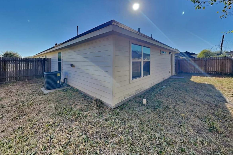 Houston House: 2659 Needles Throw Ln,