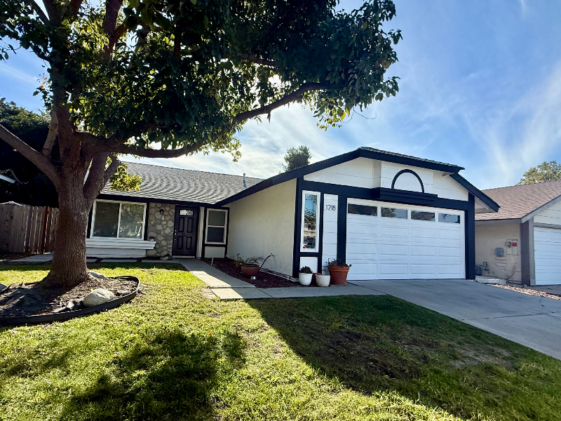 Vista House: 1218 Gatling Ct