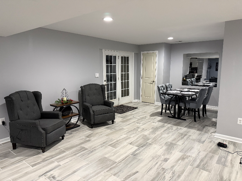 Fredericksburg House: 5720 , Piney Glade Rd