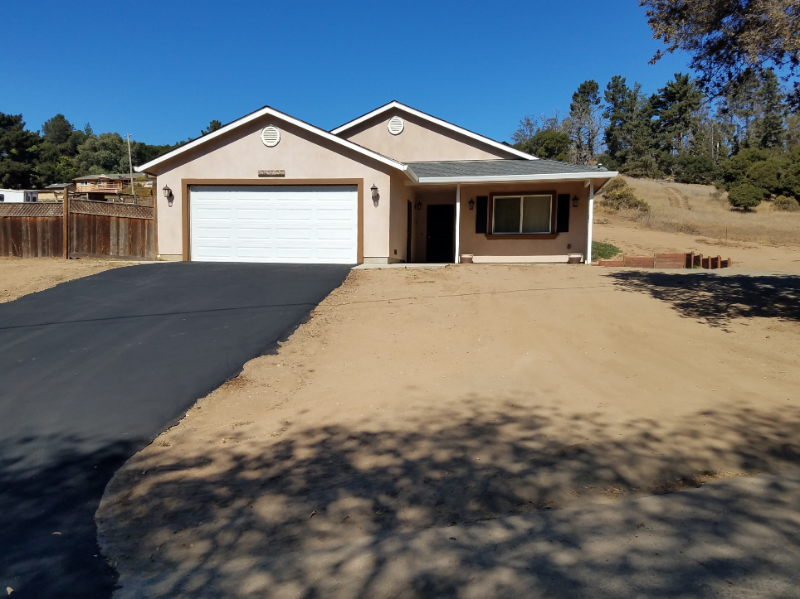 Prunedale House: 19965 Pesante Road