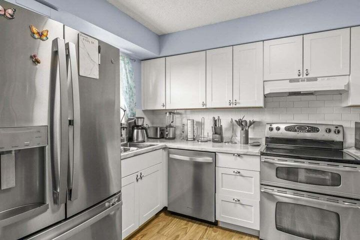 Greenacres Townhome: 901 Riverside Drive, Greenacres, FL 33463