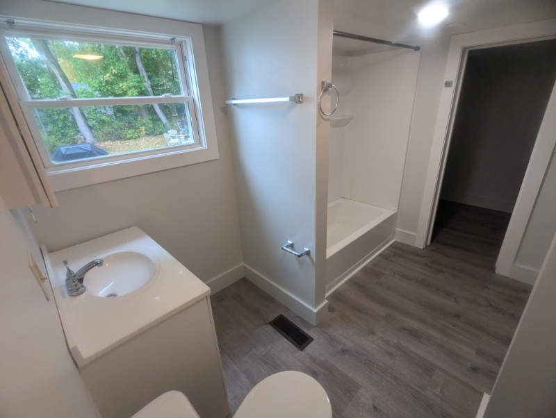 Bennington Multiplex: 201 Division Street