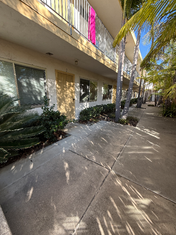 San Diego Apartment: 3911 Oregon St