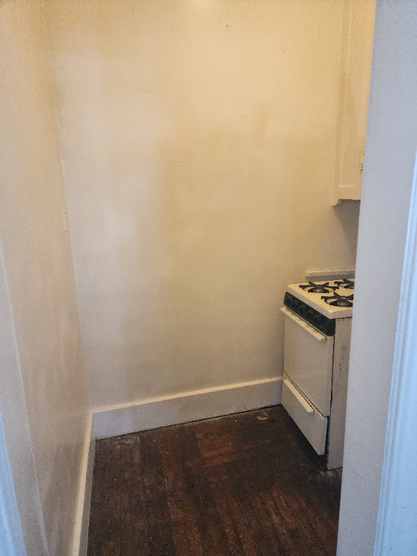 Schenectady Apartment: 1319 union street