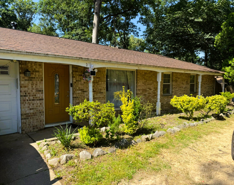 Laurel House: 8610 Contee Rd