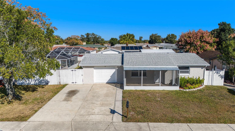 Port Richey House: 7321 PARROT DR