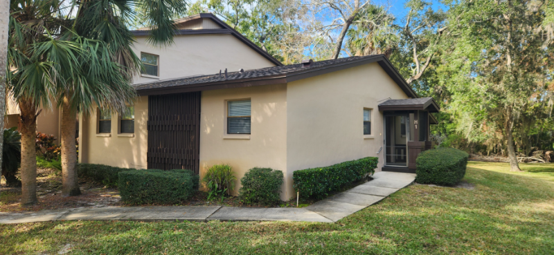 Palm Harbor Condo: 1400 Tarpon Woods Blvd