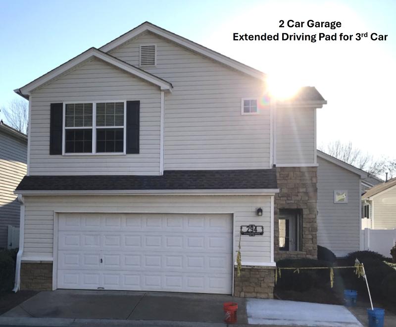 Woodstock House: 294 Hiawassee Drive