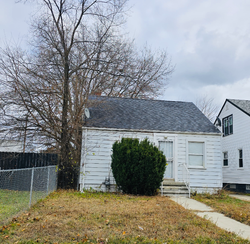 Detroit House: 20144 Stoepel