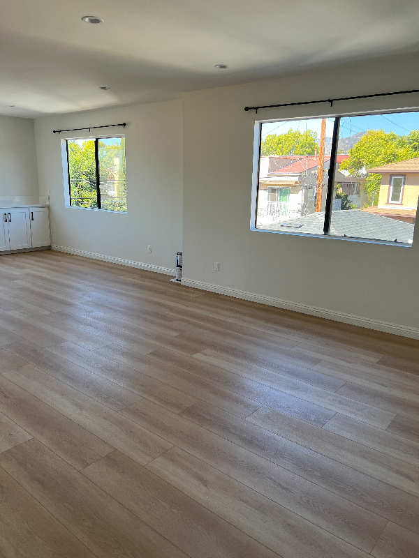 Glendale Apartment: 419 S Verdugo Rd